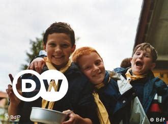 Scouting in Germany – DW – 08/05/2007.